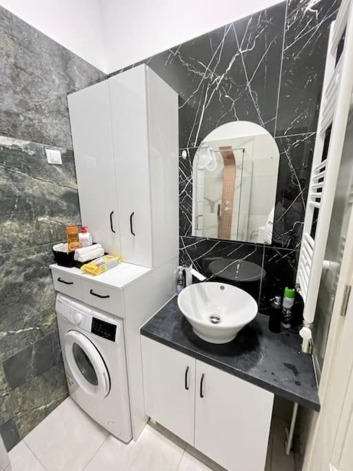 Apartament In Centrul Istoric Oradea Eksteriør bilde
